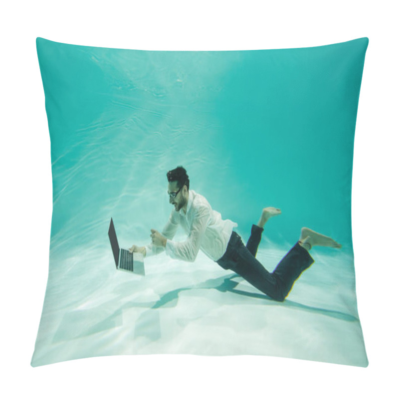 Personality  Smiling Arabian Businessman Holding Laptop And Swimming In Pool  Pillow Covers