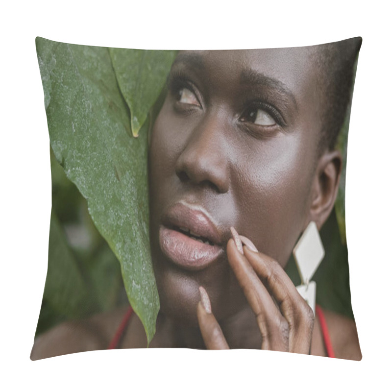 Personality  Frightened African American Girl Posing In Green Garden Pillow Covers