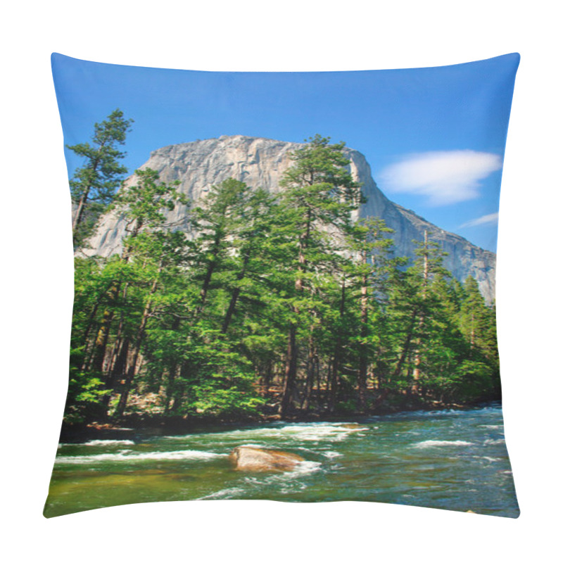 Personality  El Capitan, Yosemite National Park Pillow Covers