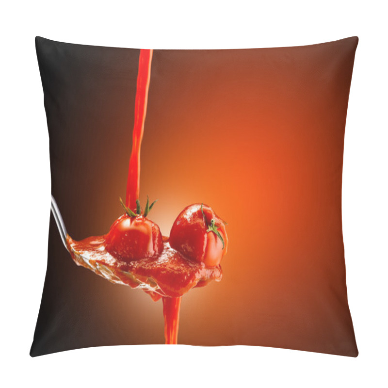 Personality  Basil Pasta And Tomato Sauce Pillow Covers