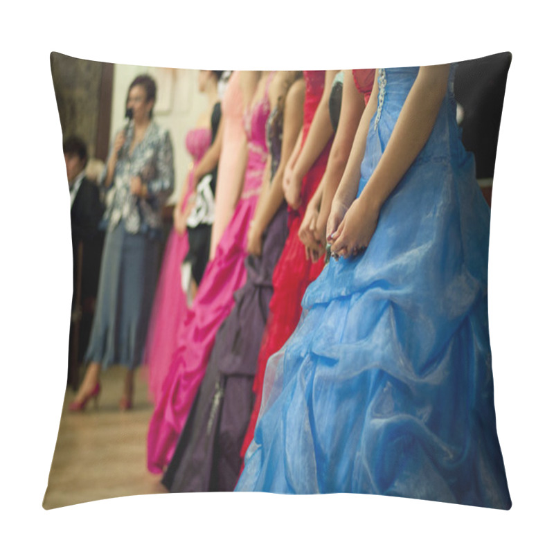 Personality  Ball Dancers Waiting Pillow Covers