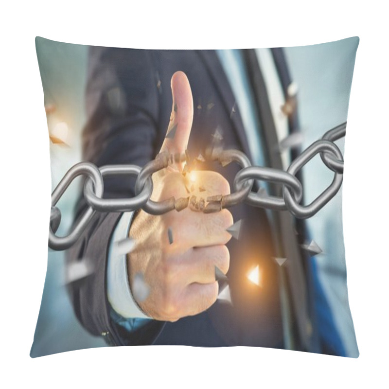 Personality  Weak Link Of A Broken Chain Exploding Pillow Covers