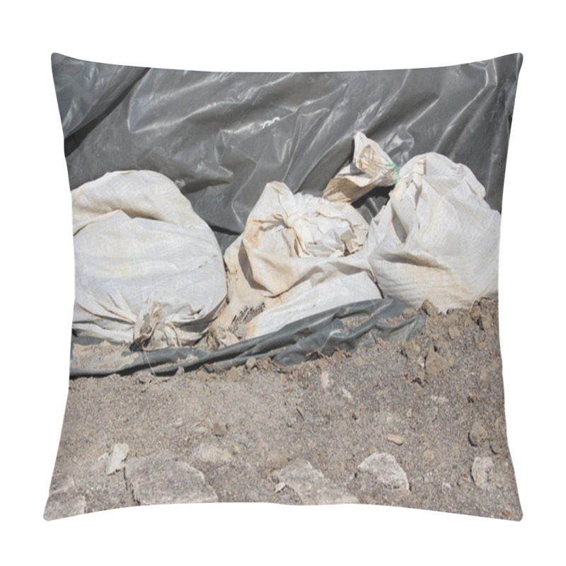 Personality  Row Of New And Old Broken White Sandbags Holding Thick Dark Nylon Protection Covering Temporary Flood Protection Wall Made Of Box Barriers And Sandbags Used To Protect Family Houses From Massive Floods On Heavy Rain Days Surrounded With Gravel Pillow Covers