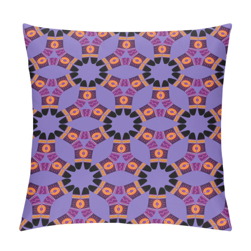 Personality  Boomerang Seamless Pattern On Violet Background Pillow Covers