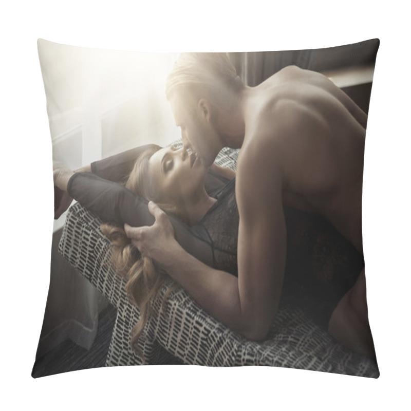 Personality  Sexy Young Couple Kissing And Playing In Bed. Pillow Covers