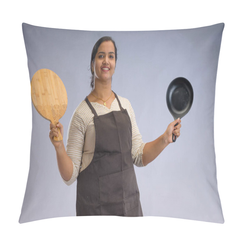 Personality  Indian Women Chef, Potrait Of A Lady Wearing Apron With White Background,isolated Pillow Covers