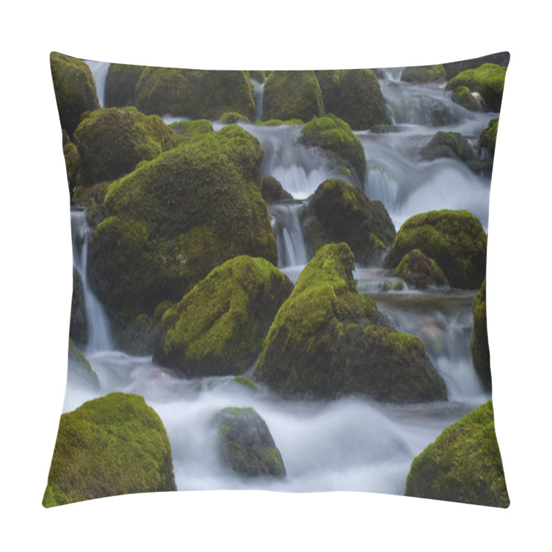 Personality  Mountain Creek With Moss Grown Rocks Pillow Covers