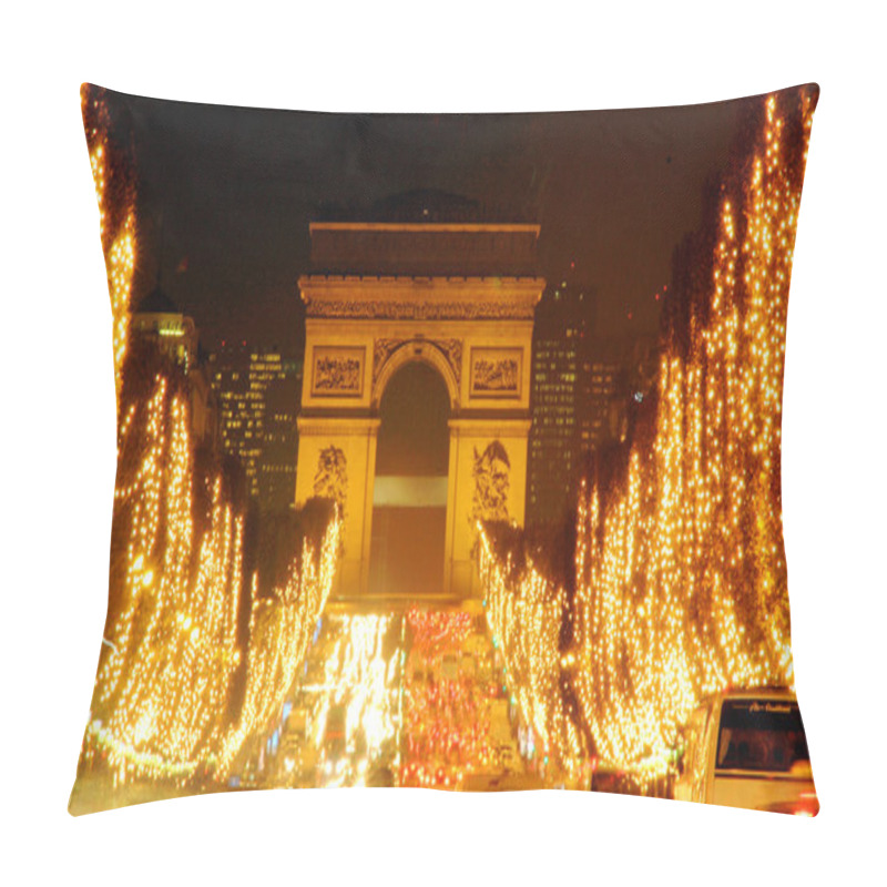 Personality  Paris, Champs-Elysees At Night Pillow Covers