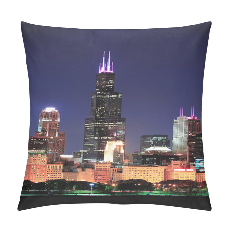 Personality  Chicago Willis Tower Pillow Covers