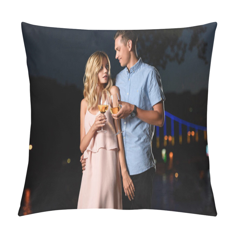 Personality  Young Couple Clinking With Glasses Of Wine And Looking At Each Other On River Beach In Evening Pillow Covers