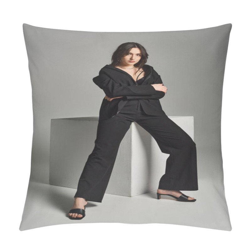 Personality  A Beautiful Plus Size Woman Wearing A Black Suit Strikes A Confident Pose Against A Gray Backdrop. Pillow Covers