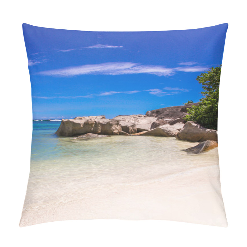 Personality  Beautiful Turquoise Exotic Lagoon At Seychelles Pillow Covers