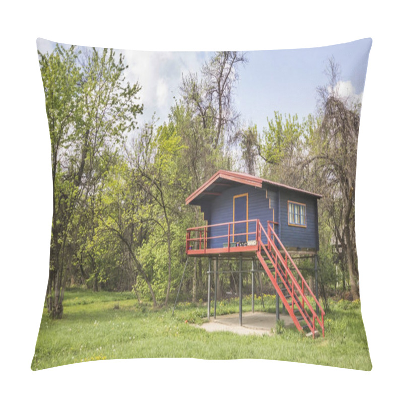 Personality  Stilt Wooden House On Medjica Island On Sava River - Belgrade - Serbia Pillow Covers