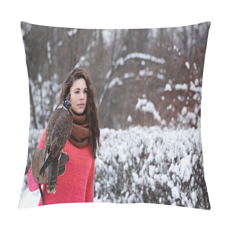 Personality  A Girl With A Falcon Strolls In The Winter In The Forest Pillow Covers