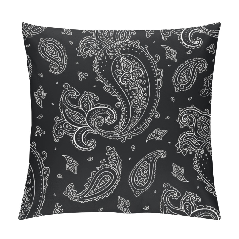 Personality  Seamless Paisley Background. Pillow Covers