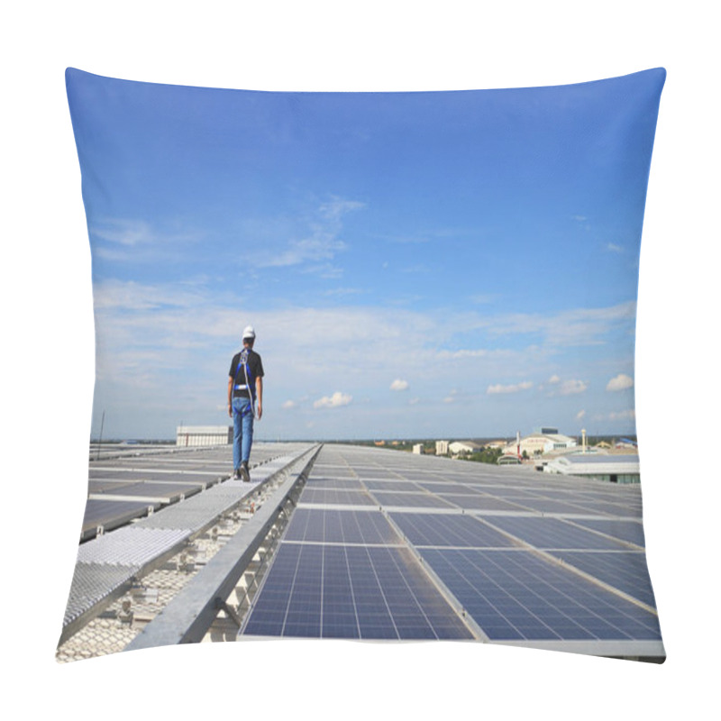 Personality  Solar PV Rooftop With Technician Walking Pillow Covers