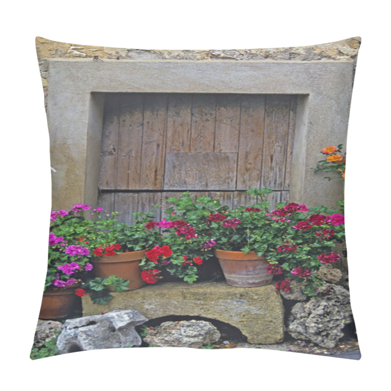 Personality  An Old Wooden Door With Surrounding Stonework And Planted Geraniums In Provence Pillow Covers