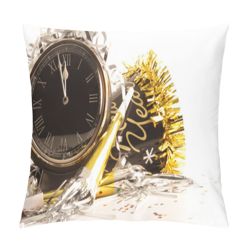 Personality  Waiting For The New Year With Clock Pillow Covers