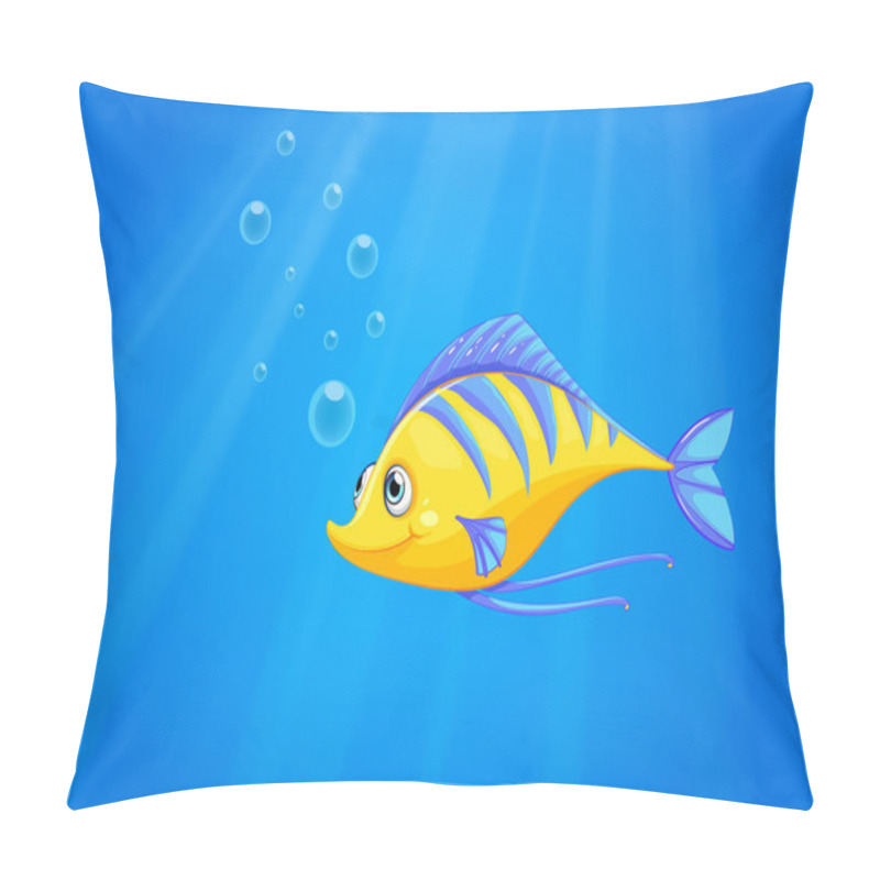 Personality  A Hungry Yellow Fish Under The Sea Pillow Covers