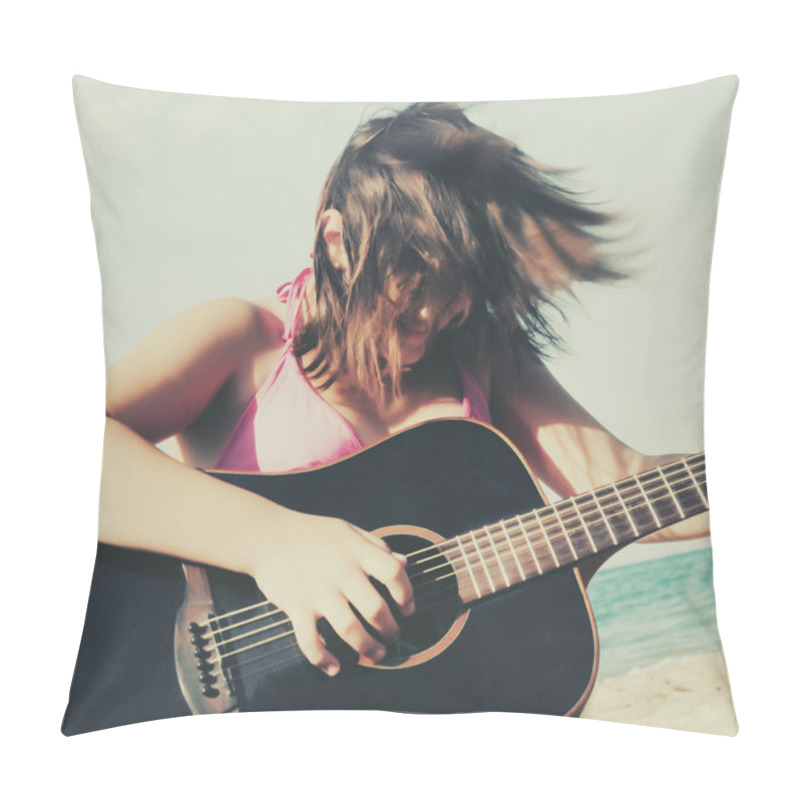 Personality  Girl Playing Guitar On The Beach Pillow Covers