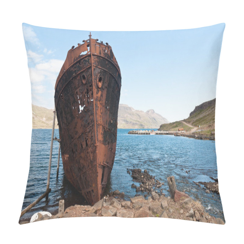 Personality  Iceland Pillow Covers