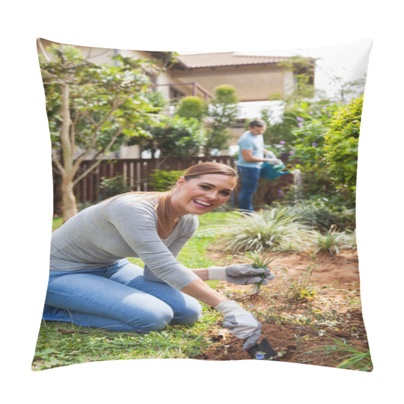 Personality  Woman And Husband Working In Garden Pillow Covers