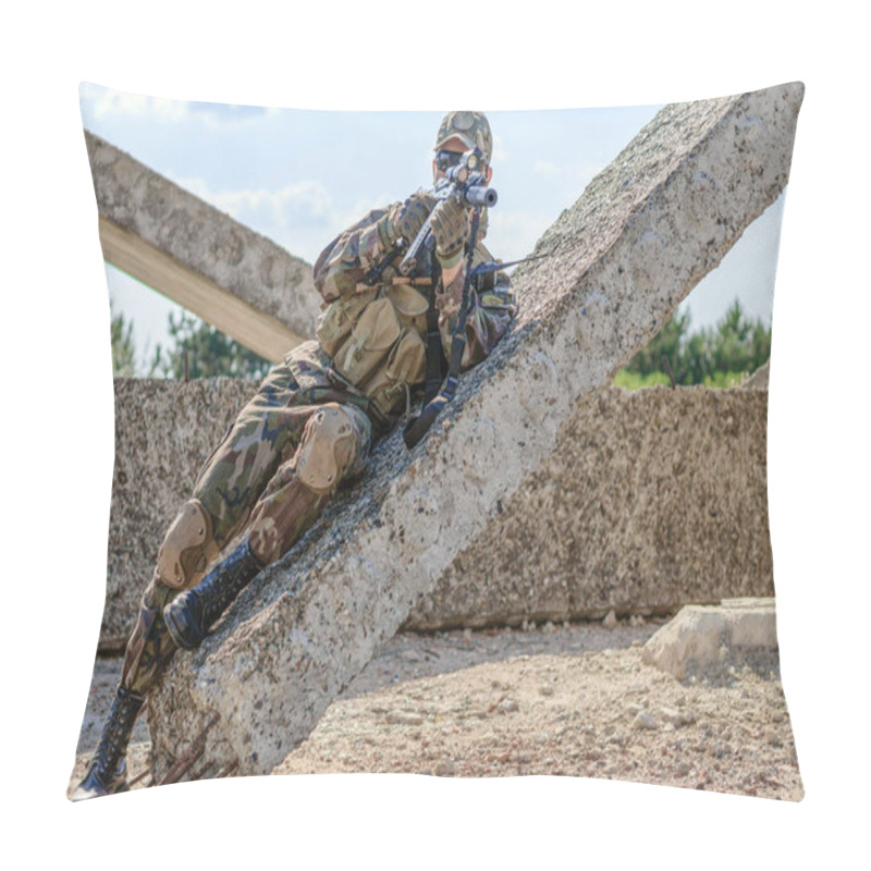 Personality  Soldiers Airsoft In Military Clothes Is Shooting From Behind A Concrete Slab On A Background Of Ruins Pillow Covers