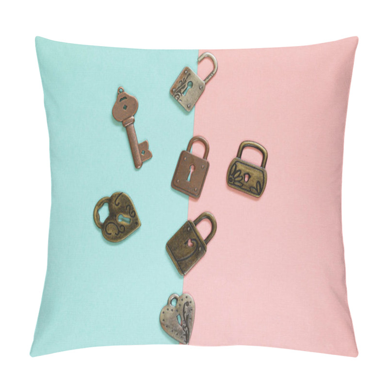 Personality  Metal Locks And Keys - Symbols Of Love Pillow Covers