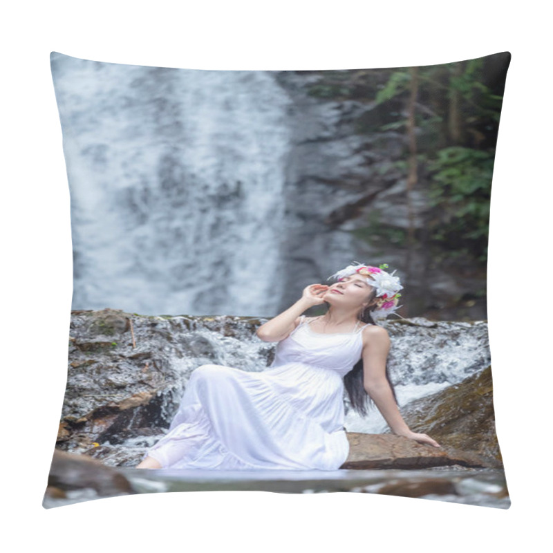 Personality  A Beautiful Young Lady Relaxes In Nature Near A Waterfall. Pillow Covers