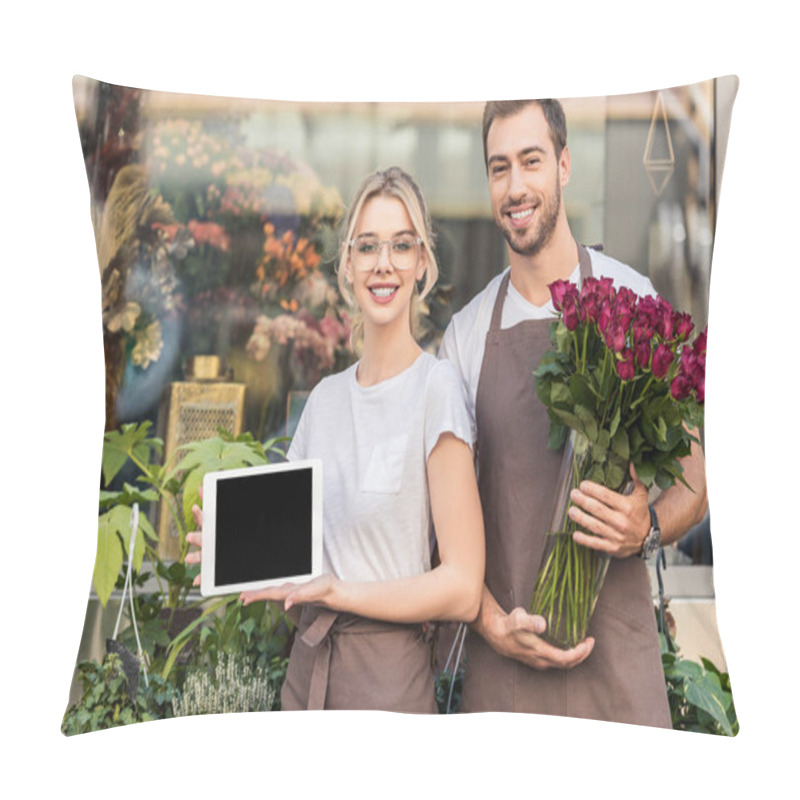 Personality  Happy Florists Holding Tablet With Blank Screen And Burgundy Roses Near Flower Shop Pillow Covers