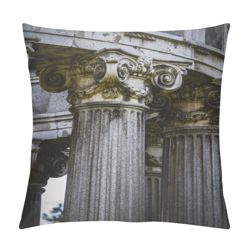 Personality  Greek-style Columns Pillow Covers