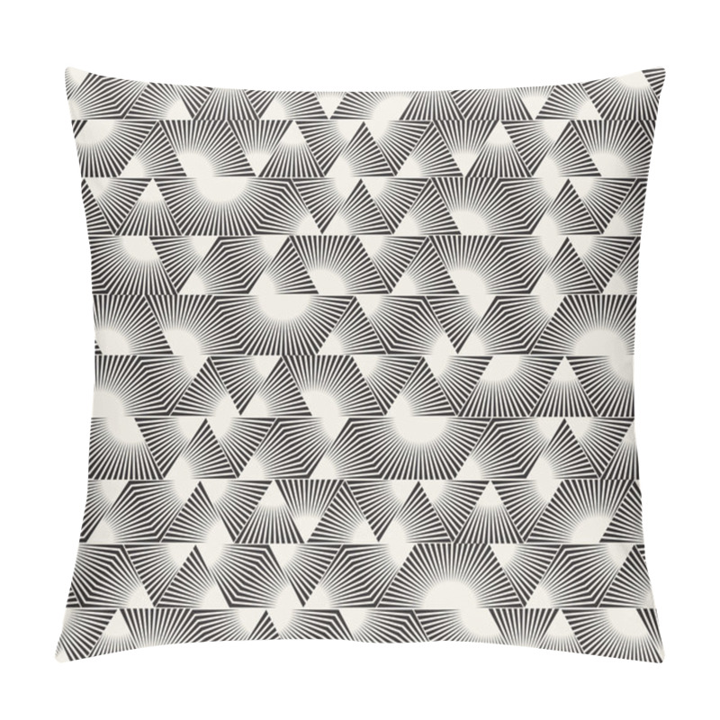 Personality  Vector Seamless Black And White Triangle Sunburst Lines Irregular Pattern Pillow Covers