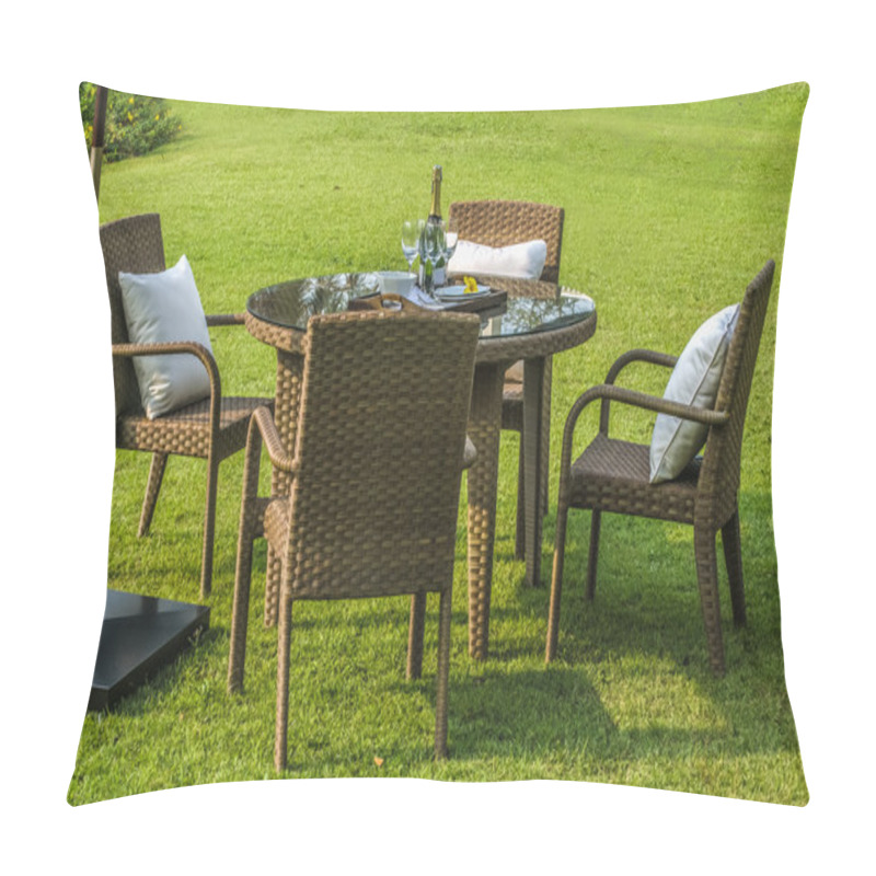 Personality  Rattan Garden Furniture Set With Outdoor Cushions Pillow Covers