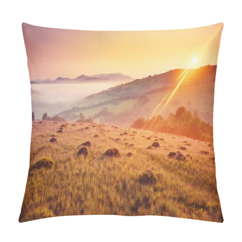 Personality  Beautiful Green Hills Pillow Covers