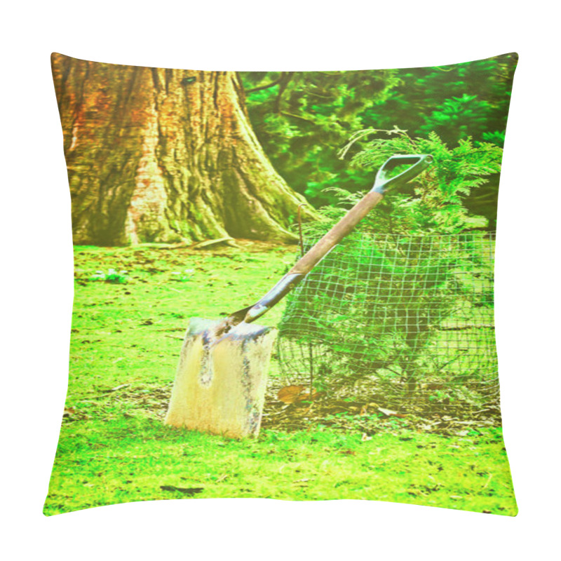 Personality  Gardening Spade Pillow Covers