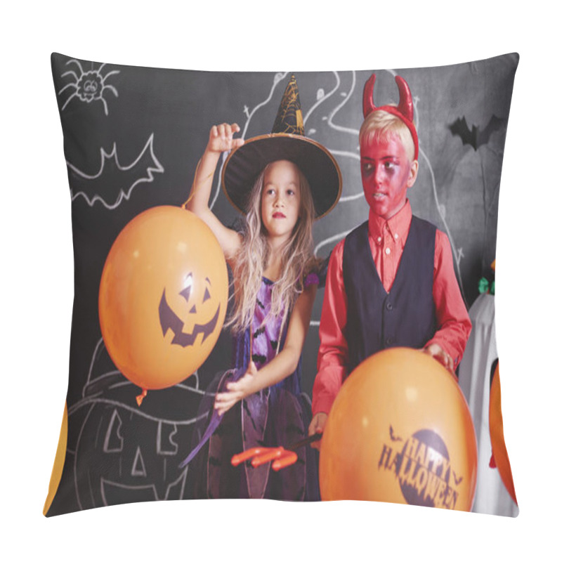 Personality   Children In Halloween Costumes Pillow Covers