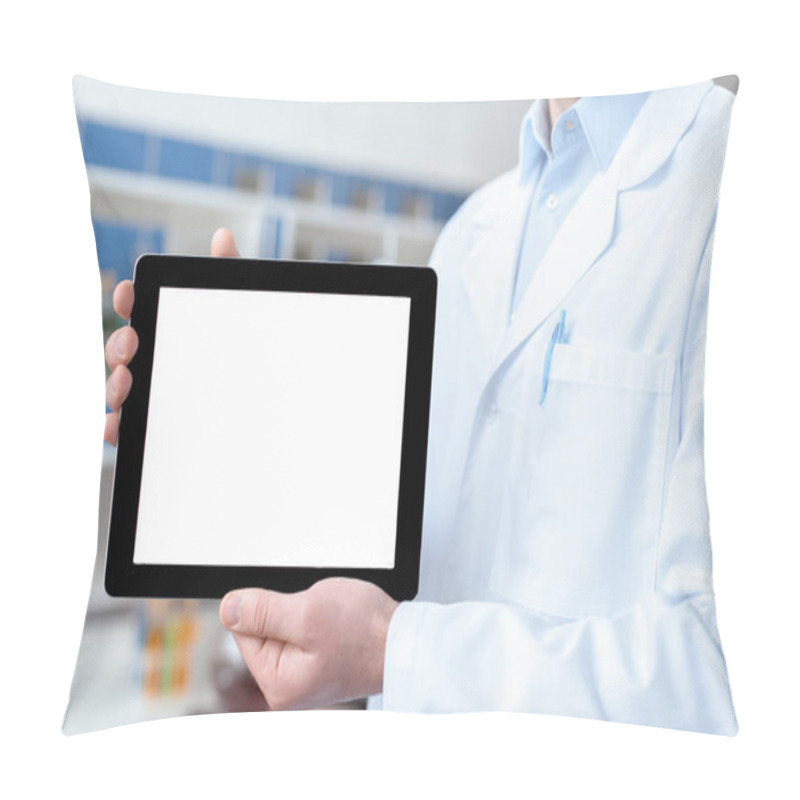 Personality  Doctor With Digital Tablet Pillow Covers