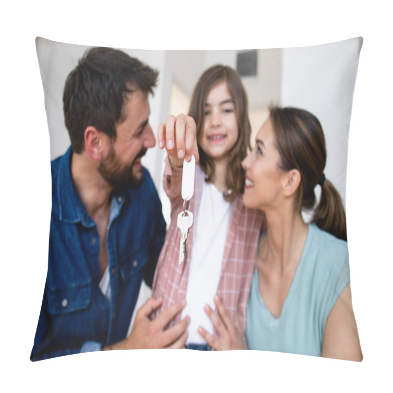 Personality  Portrait Of Smiling Caucasian Family With Daughter Holding Keys Of Their New Home. Pillow Covers