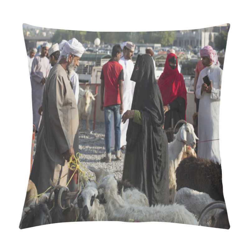 Personality  People At Nizwa Goat Pillow Covers