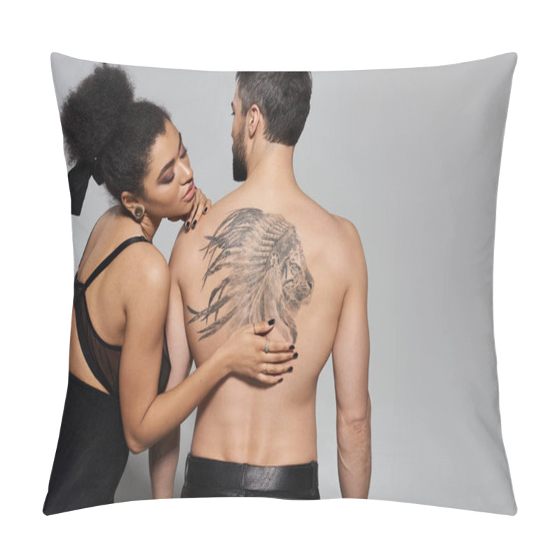 Personality  A Couple Showcases Their Love With A Striking Tattoo As They Enjoy Being Together. Pillow Covers