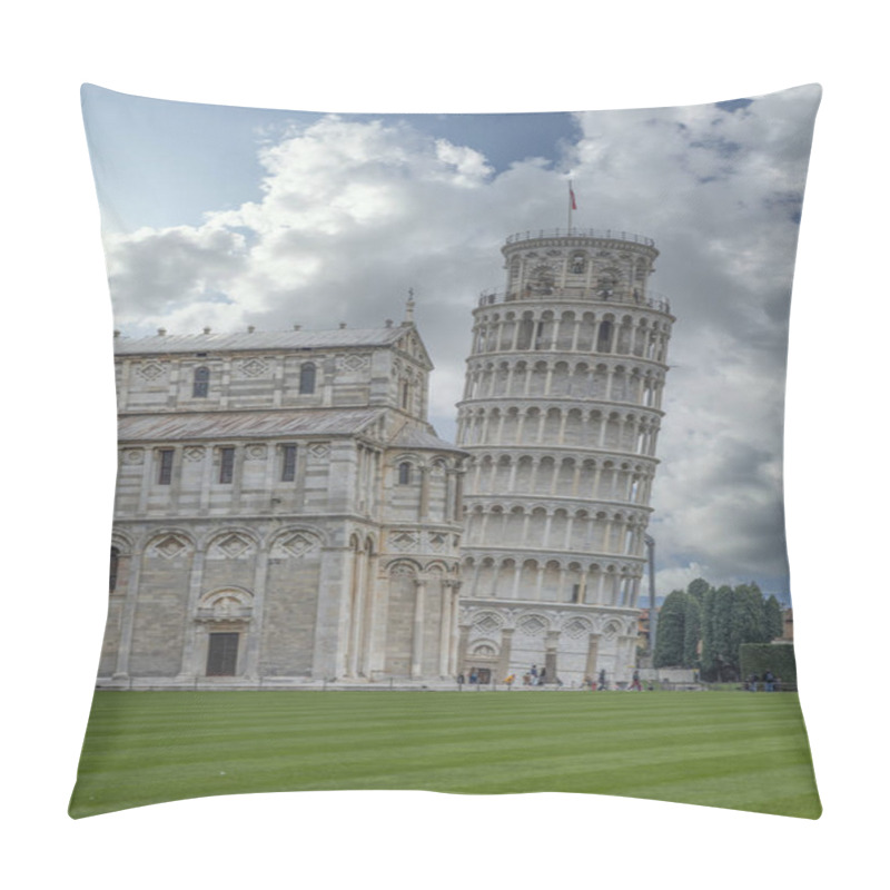 Personality  Leaning Tower Of Pisa Pillow Covers