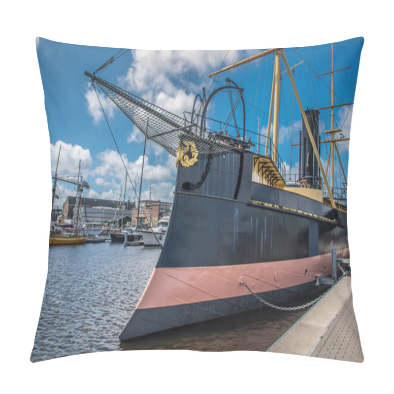 Personality  Den Helder, The Netherlands. July 31, 2021. Bow And Stern Of Historical Ram Ship De Schorpioen At The Quay Of Willemsoord Wharf At Den Helder. Pillow Covers