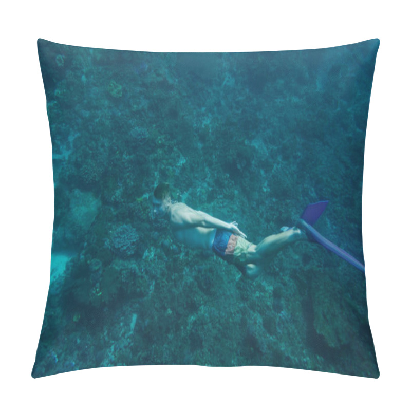 Personality  Side View Of Young Man In Flippers Diving In Ocean Alone Pillow Covers