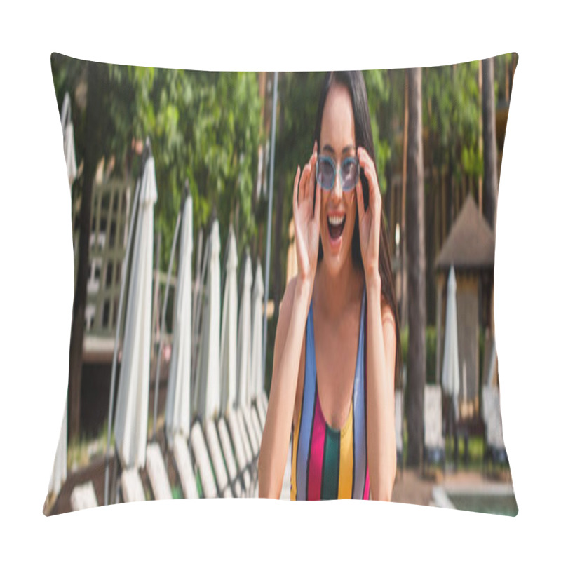 Personality  Excited Woman In Swimsuit And Sunglasses Looking At Camera On Resort, Banner  Pillow Covers