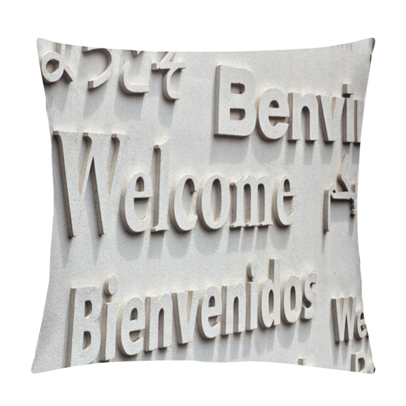 Personality  Welcome Board With Greeting On Foreign L Pillow Covers