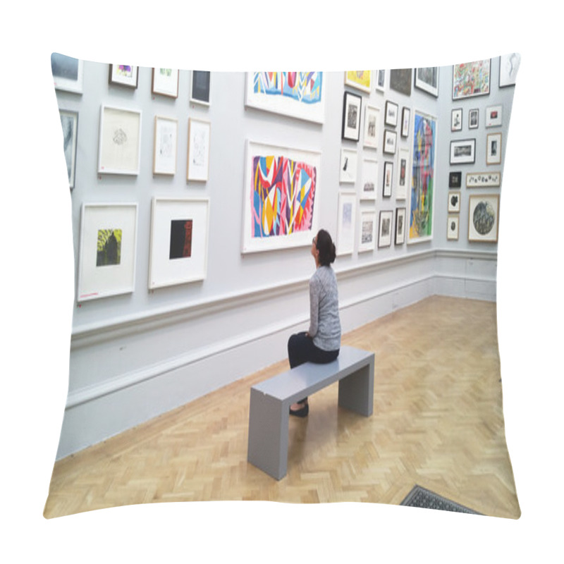 Personality  Art Lover Viewing Art Works In Royal Academy Pillow Covers