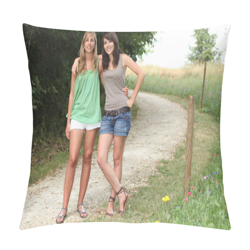 Personality  Couple Of Girls Standing On A County Path Pillow Covers