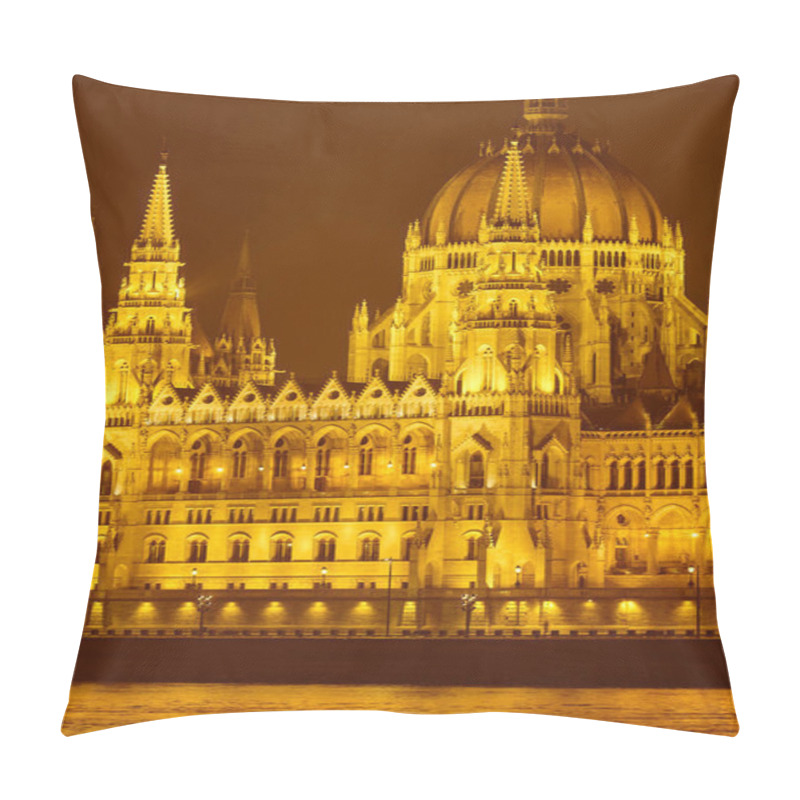 Personality  Hungarian Parliament And Danube River In Budapest. Winter Foggy Night.  Pillow Covers