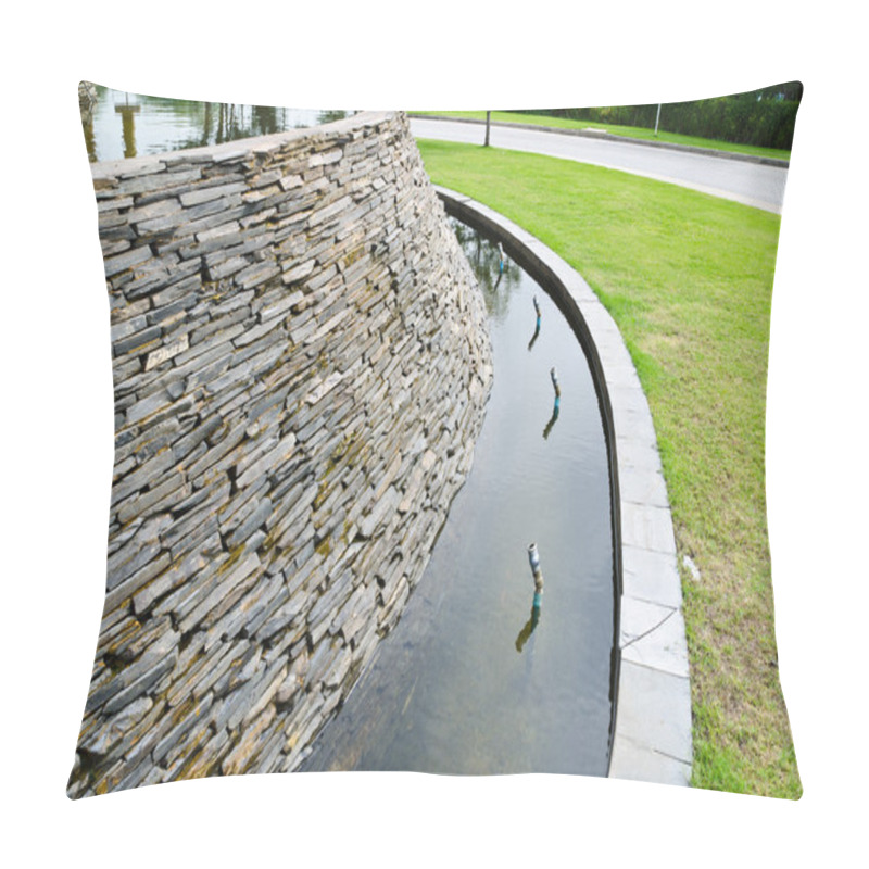 Personality  Decorative Fountain Wall Pillow Covers