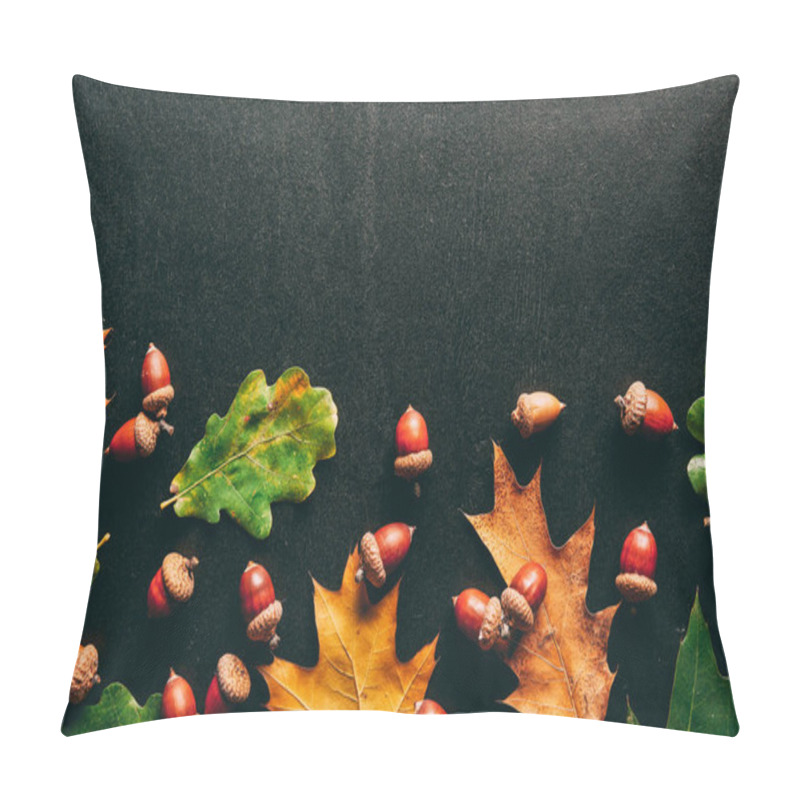 Personality  Full Frame Of Acorns And Oak Leaves On Black Background Pillow Covers